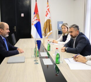Ambasador Kipra u Kragujevcu Izvor Grad Kragujevac